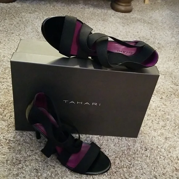 Taheri Hi Heel Sandle - Picture 6 of 9